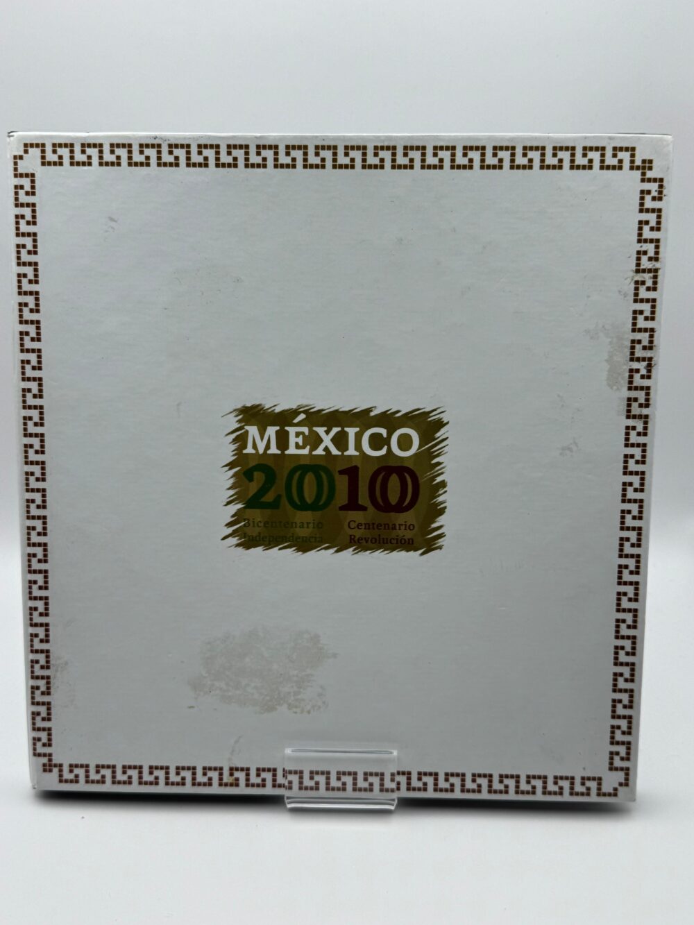 LIBRO CON MONEDAS DE LA INDEPENDENCIA Y HÉROES MEXICANOS